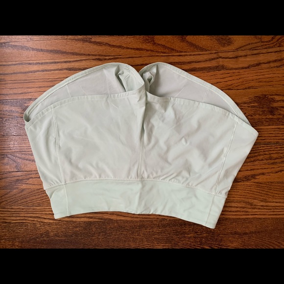 Lululemon shorts - Picture 2 of 5